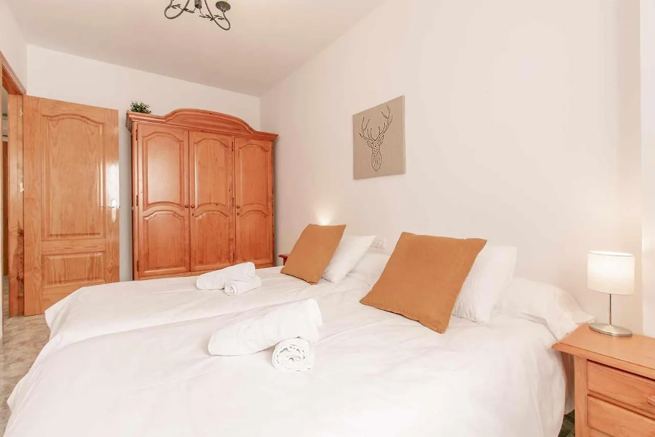 Apartamentos Alan 네르하 아파트