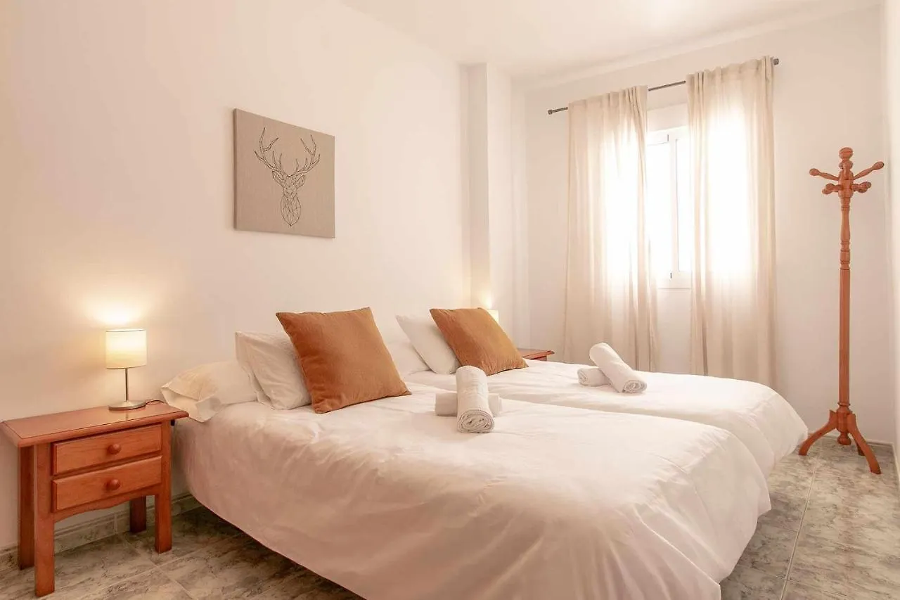 Apartamentos Alan Нерха